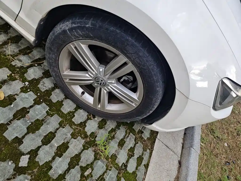 Volkswagen Lamando — миниатюра 8
