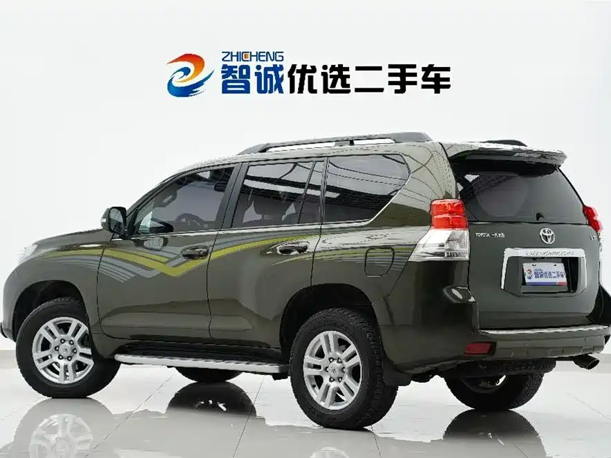 Toyota Land Cruiser Prado 2010 4.0L AT VX NAVI