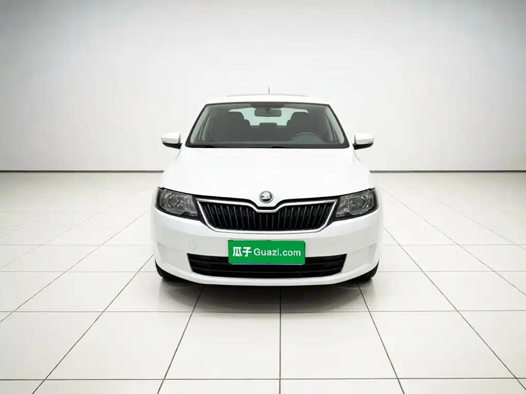 Skoda Rapid — миниатюра 2