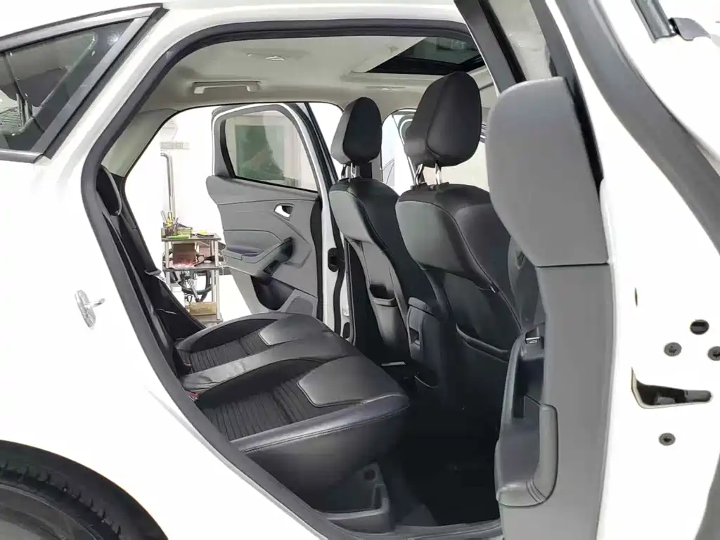 Ford Focus — миниатюра 8
