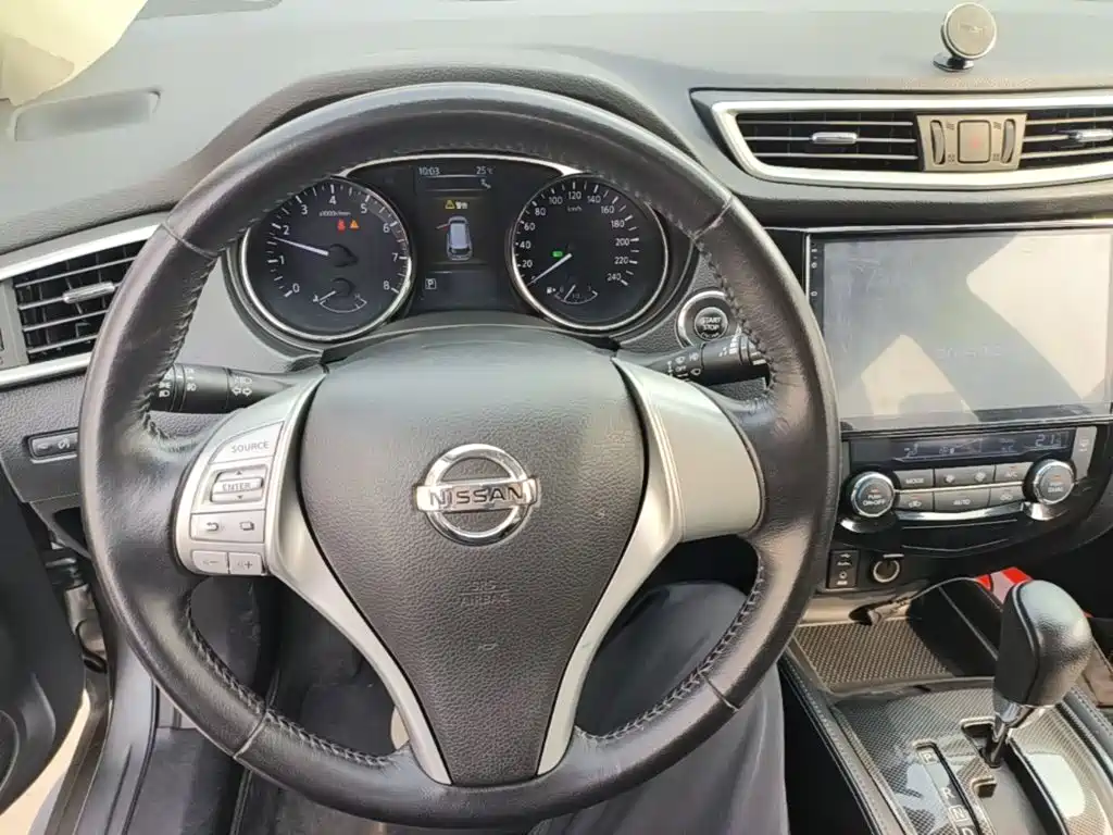 Nissan X-Trail — миниатюра 11