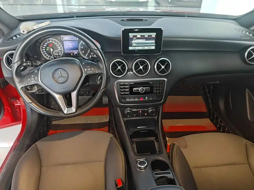 Mercedes-Benz A-Class (Import) — миниатюра 10