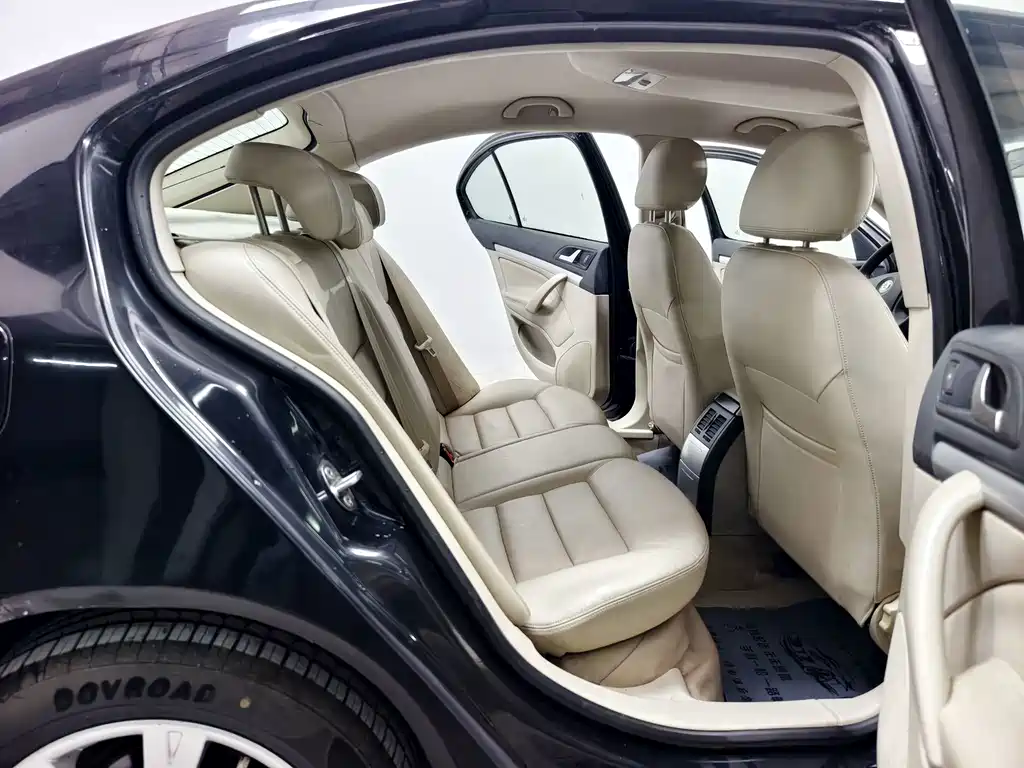 Skoda Octavia — миниатюра 15