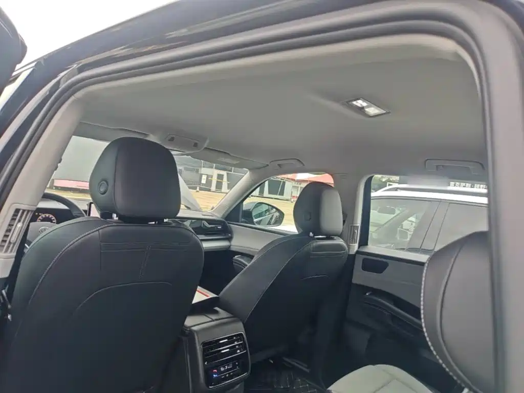 Volkswagen Teramont — миниатюра 18