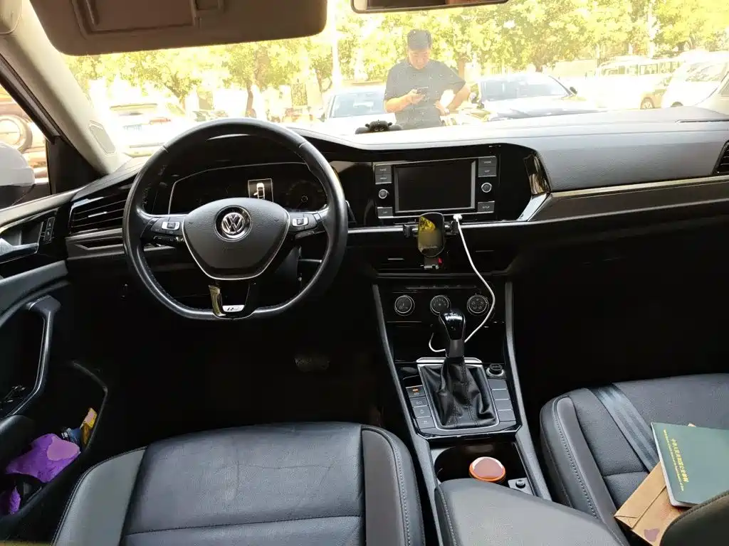 Volkswagen Sagitar — миниатюра 10