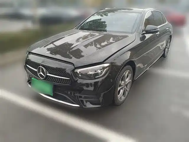 MERCEDES BENZ E CLASS