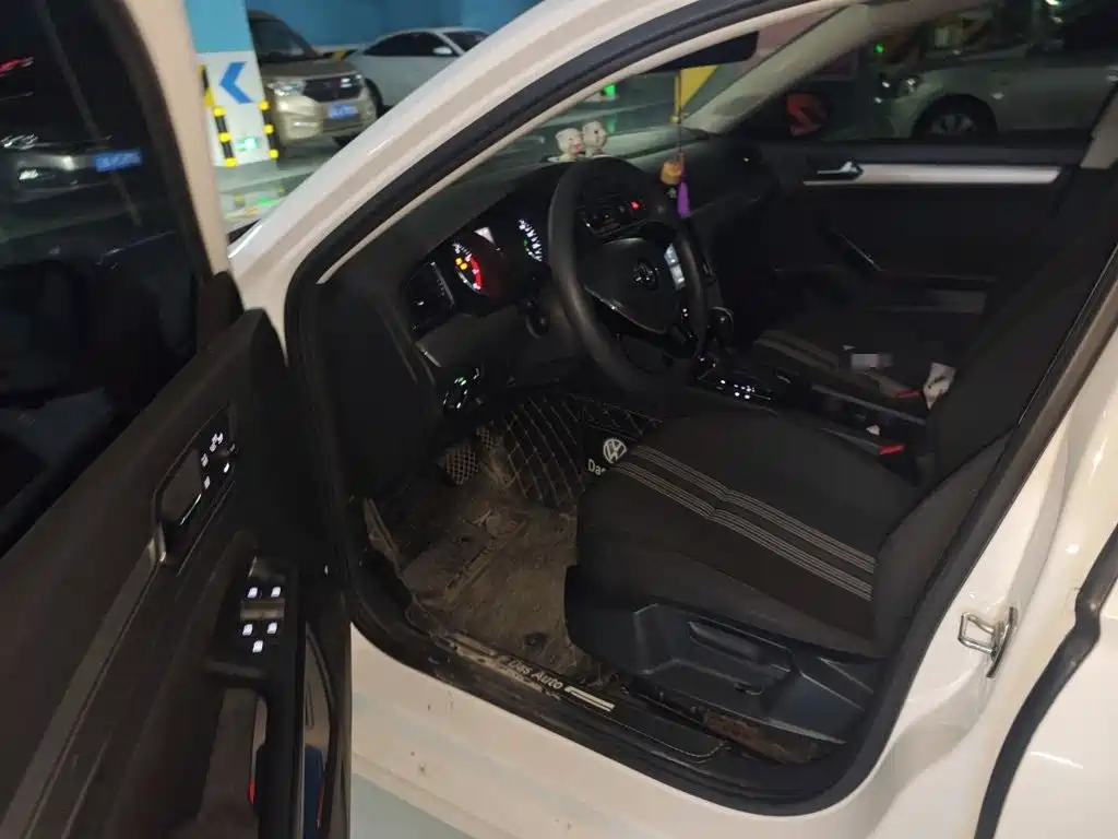 Volkswagen Lamando — миниатюра 17