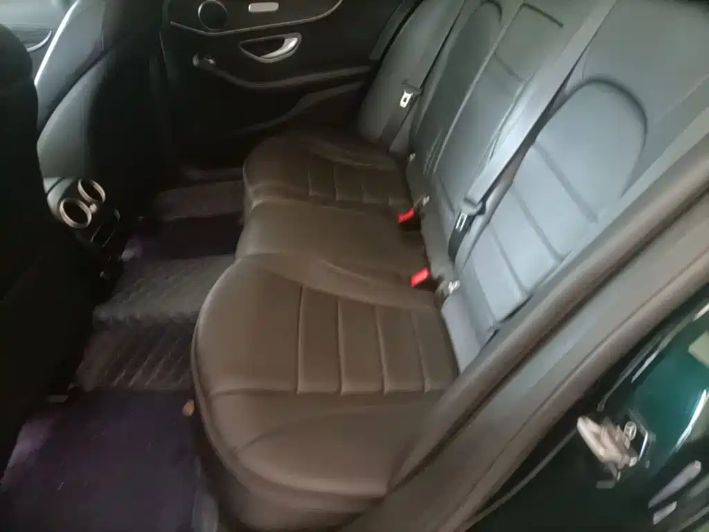 Mercedes-Benz C-Class — миниатюра 17