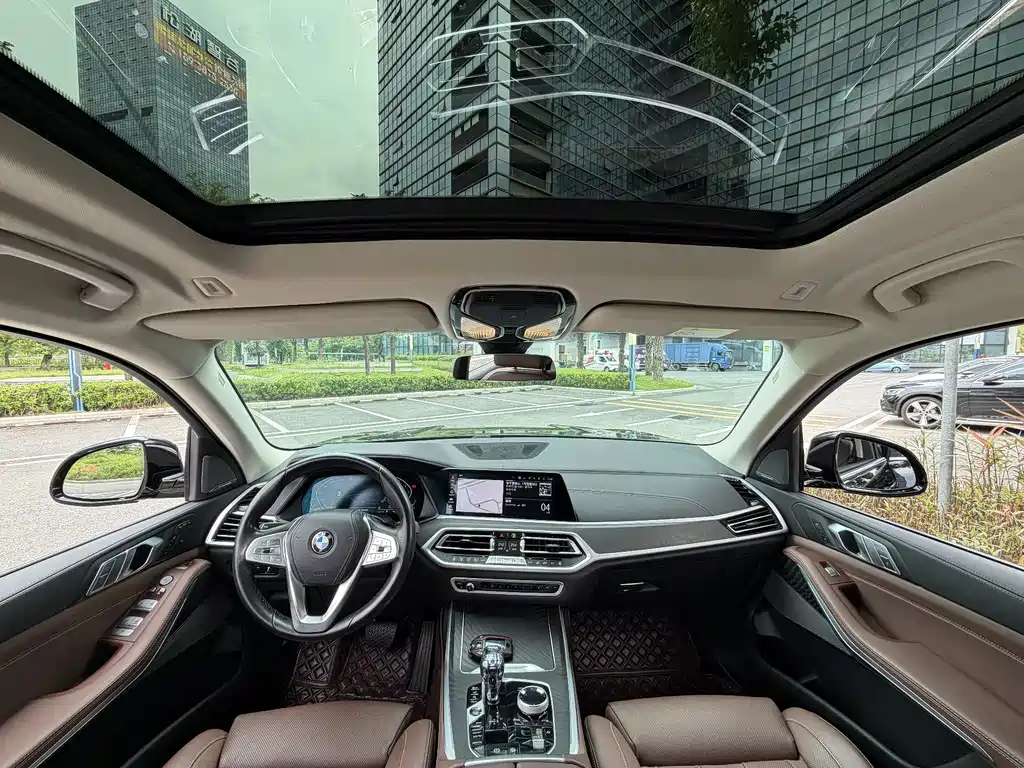 BMW X7 — миниатюра 9