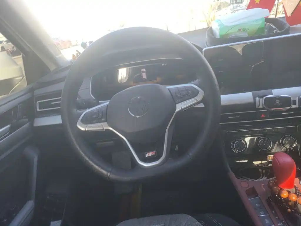 Volkswagen Lavida — миниатюра 11