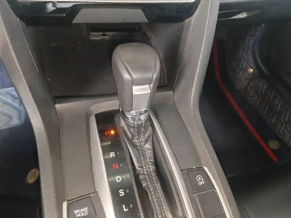 Honda Civic — миниатюра 14