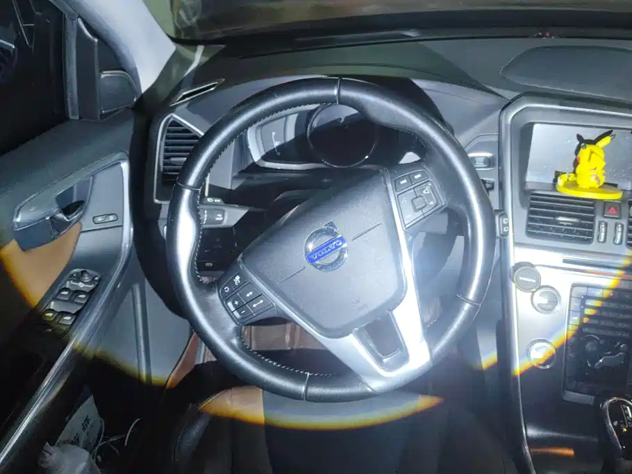 Volvo XC60 — миниатюра 15