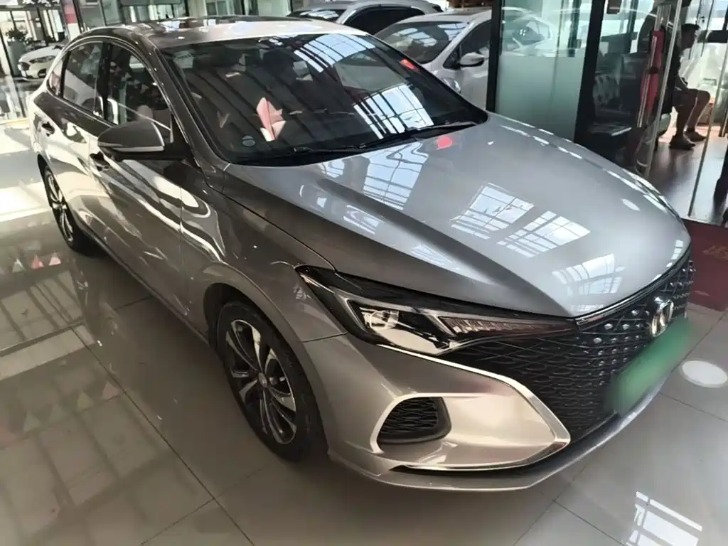 Changan Eado — миниатюра 4