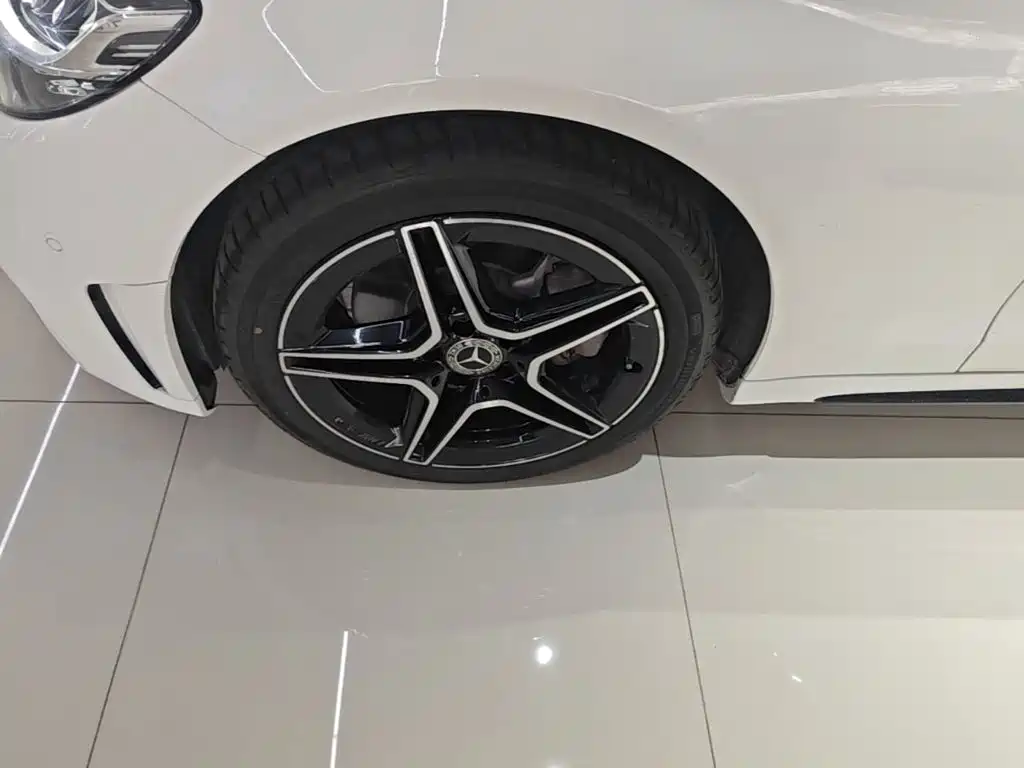 Mercedes-Benz C-Class — миниатюра 23