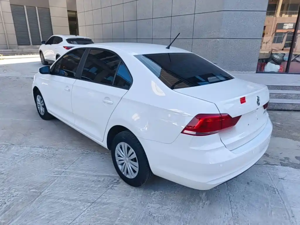 Volkswagen Santana — миниатюра 5