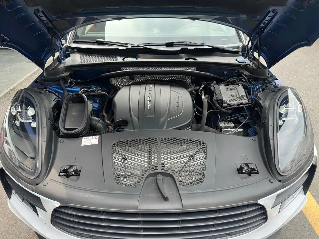 Porsche Macan — миниатюра 8