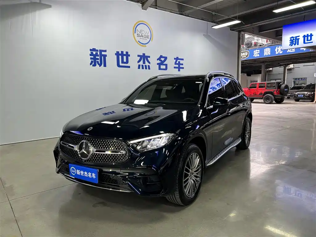 Mercedes-Benz GLC 2023