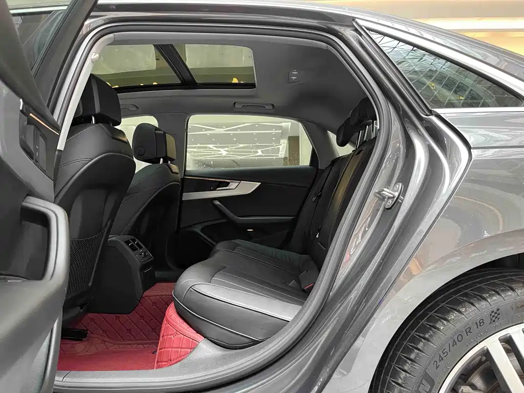 Audi A4L — миниатюра 11