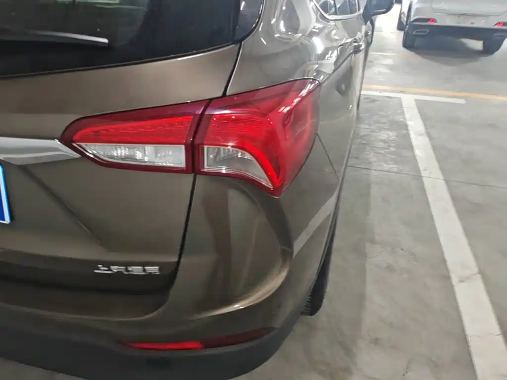 Buick Envision Plus — миниатюра 8