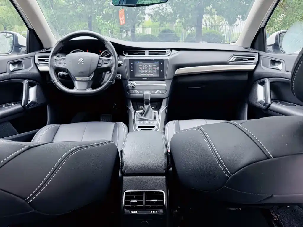 Peugeot 408 — миниатюра 15