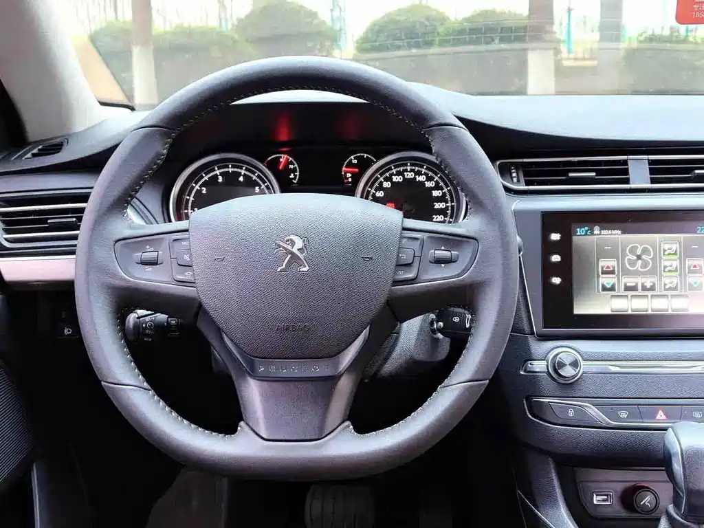 Peugeot 408 — миниатюра 16