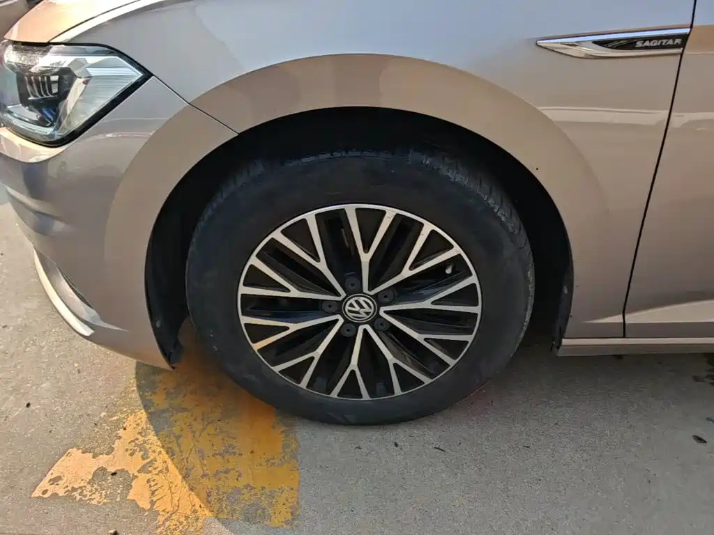 Volkswagen Sagitar — миниатюра 23