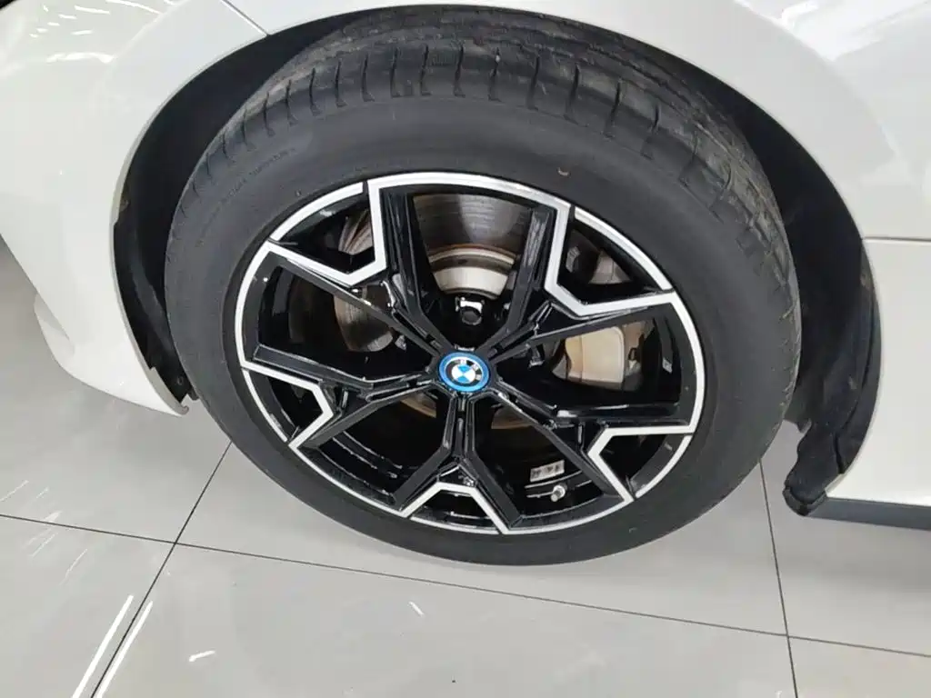 BMW i3 — миниатюра 23