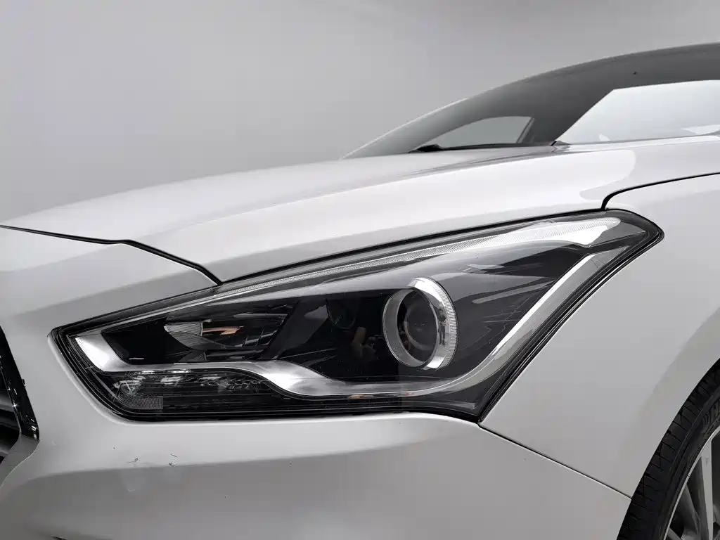 Hyundai Mistra — миниатюра 7