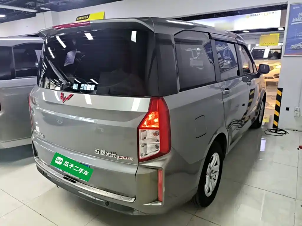 Wuling Hongguang PLUS — миниатюра 7