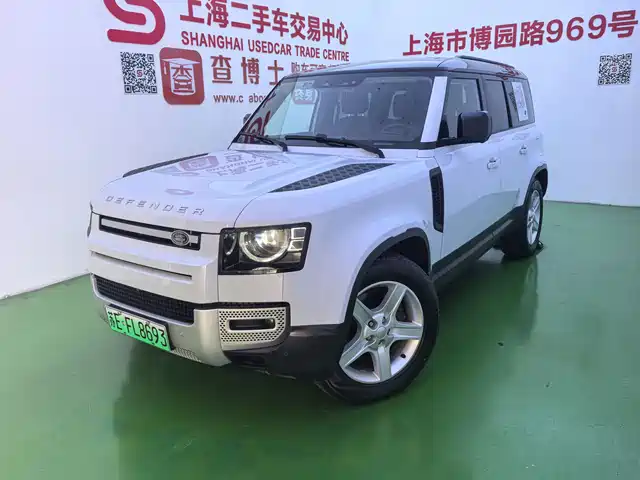 Land Rover Defender PHEV