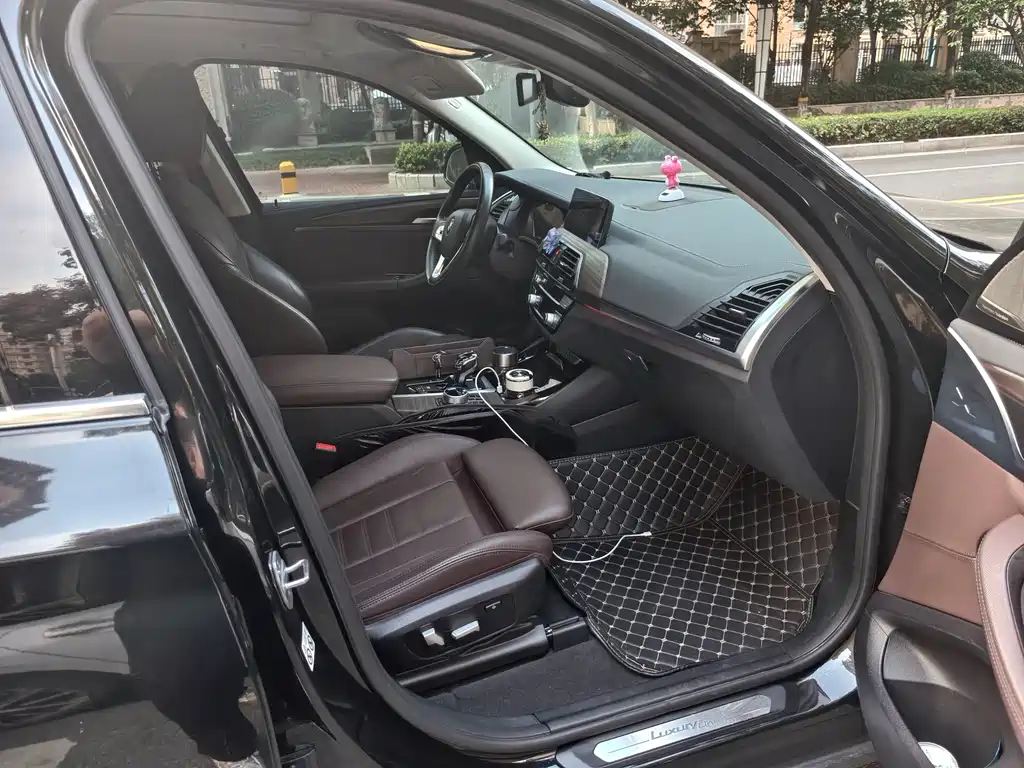 BMW X3 — миниатюра 6