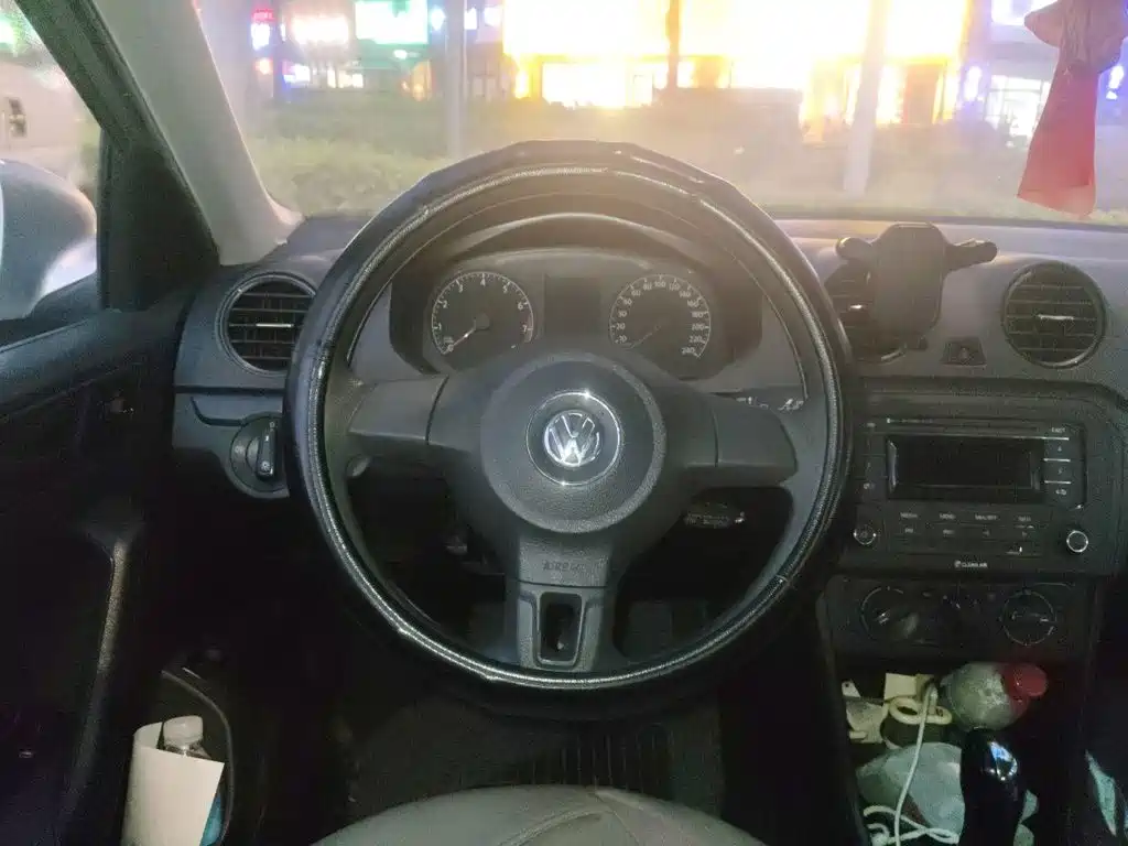 Volkswagen Jetta — миниатюра 3