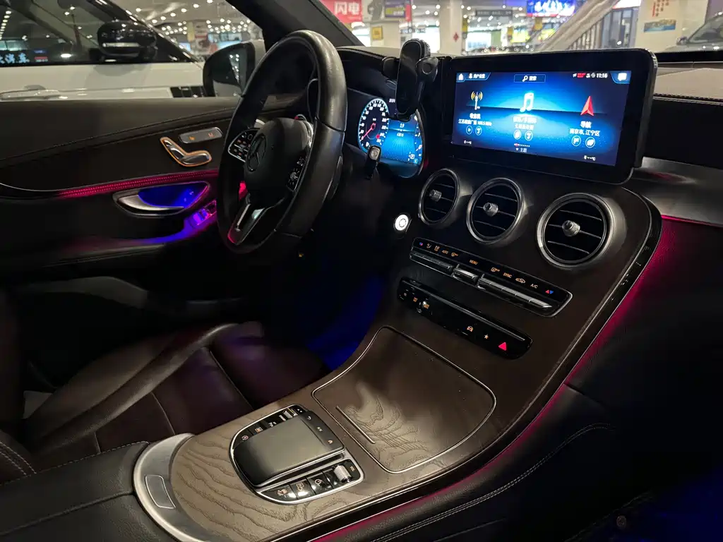 Mercedes-Benz GLC — миниатюра 10