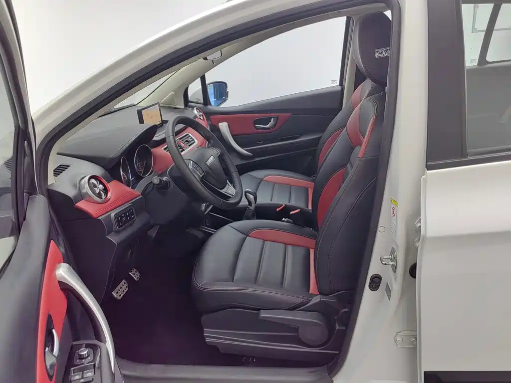 Haval H1 2015 1.5L AMT Luxury