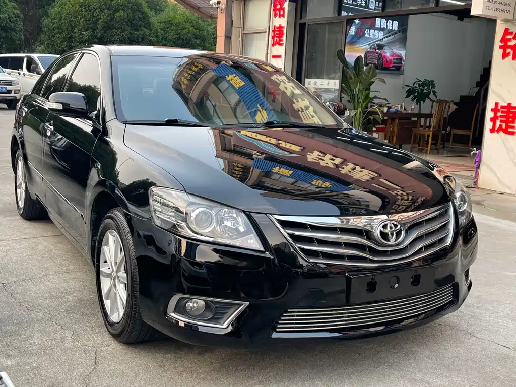 Toyota Camry 2013 200G Luxury