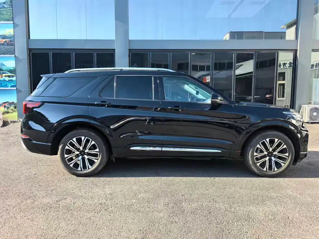 Ford Explorer — миниатюра 5