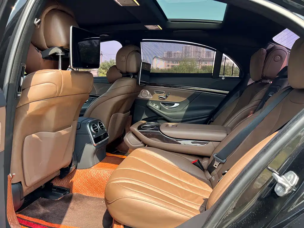 Mercedes-Benz S-Class — миниатюра 6