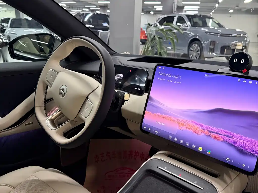 NIO ET5T — миниатюра 8