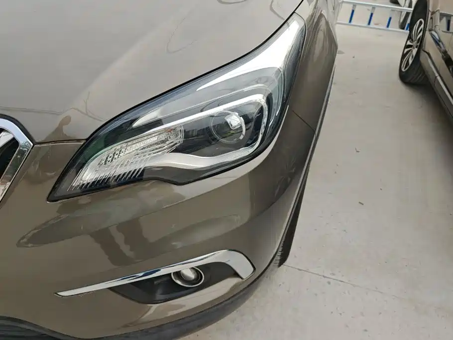 Buick Envision Plus — миниатюра 5