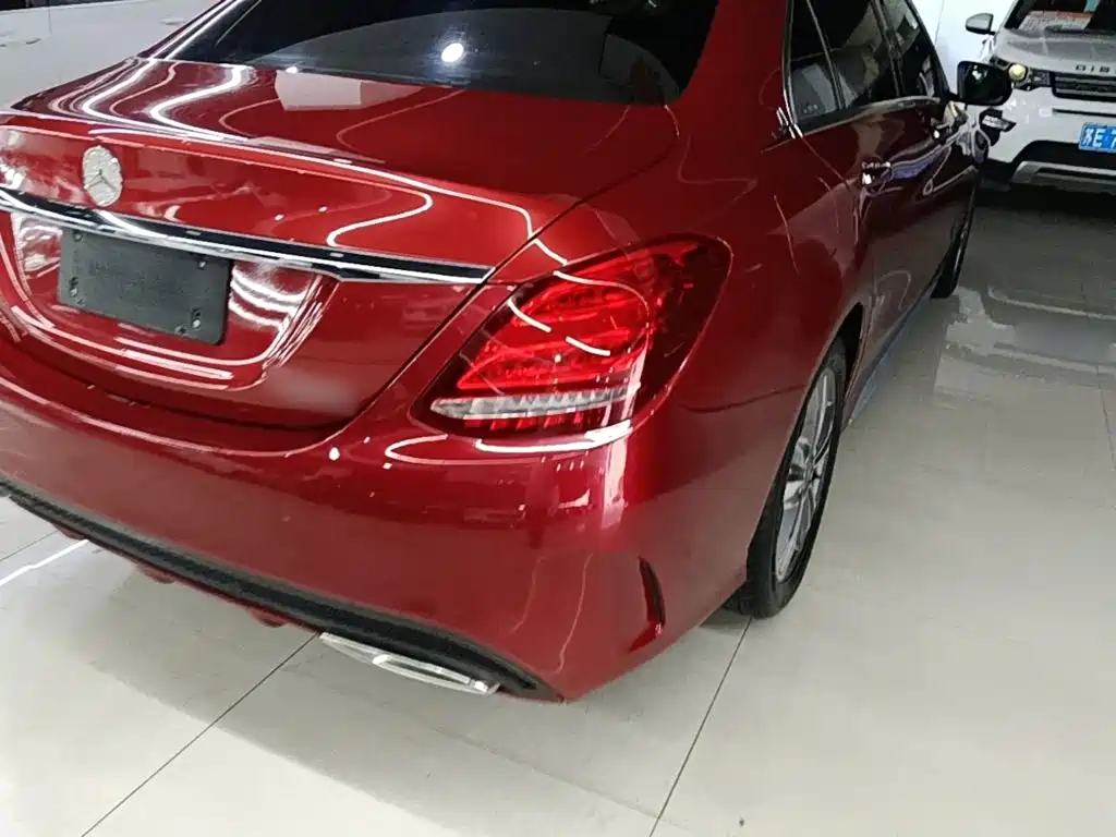 Mercedes-Benz C-Class — миниатюра 8