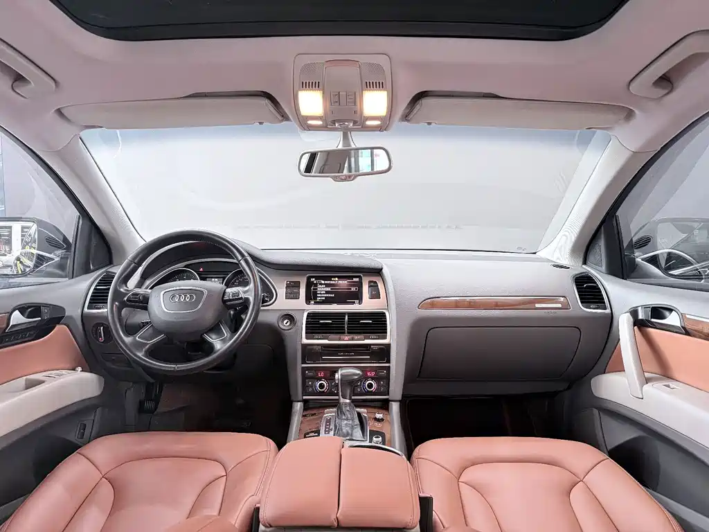 Audi Q7 — миниатюра 13