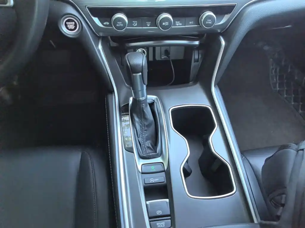 Honda Accord — миниатюра 14