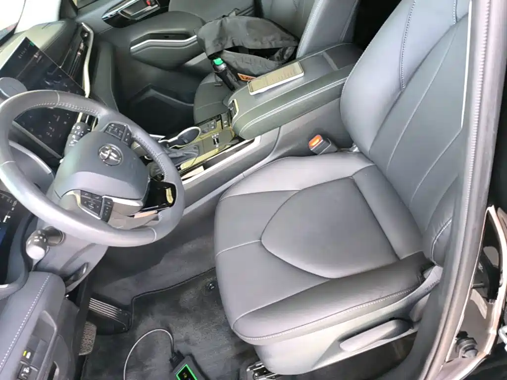 Toyota Highlander — миниатюра 15