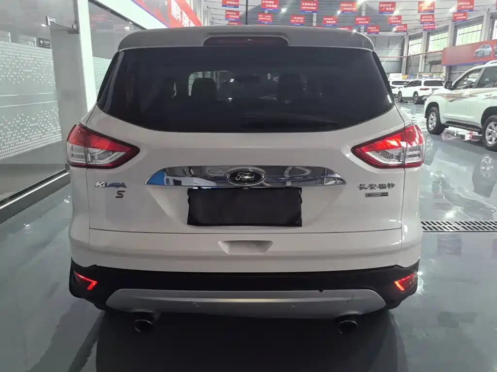 Ford Kuga — миниатюра 6