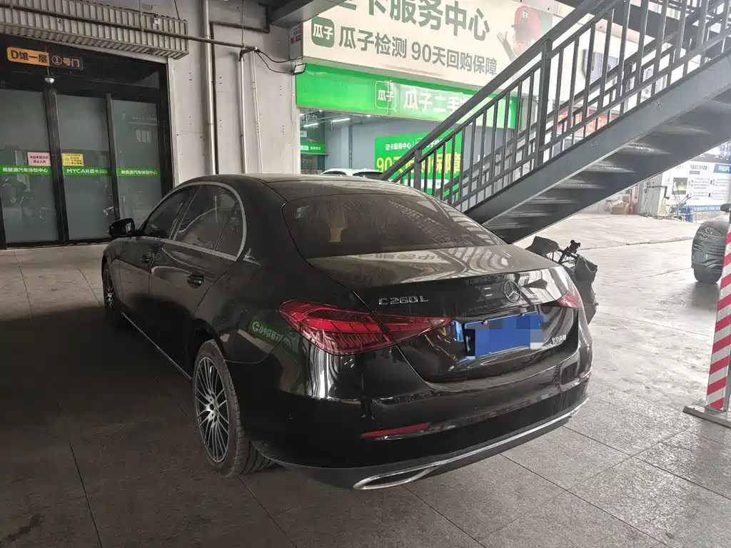 Mercedes-Benz C-Class — миниатюра 9