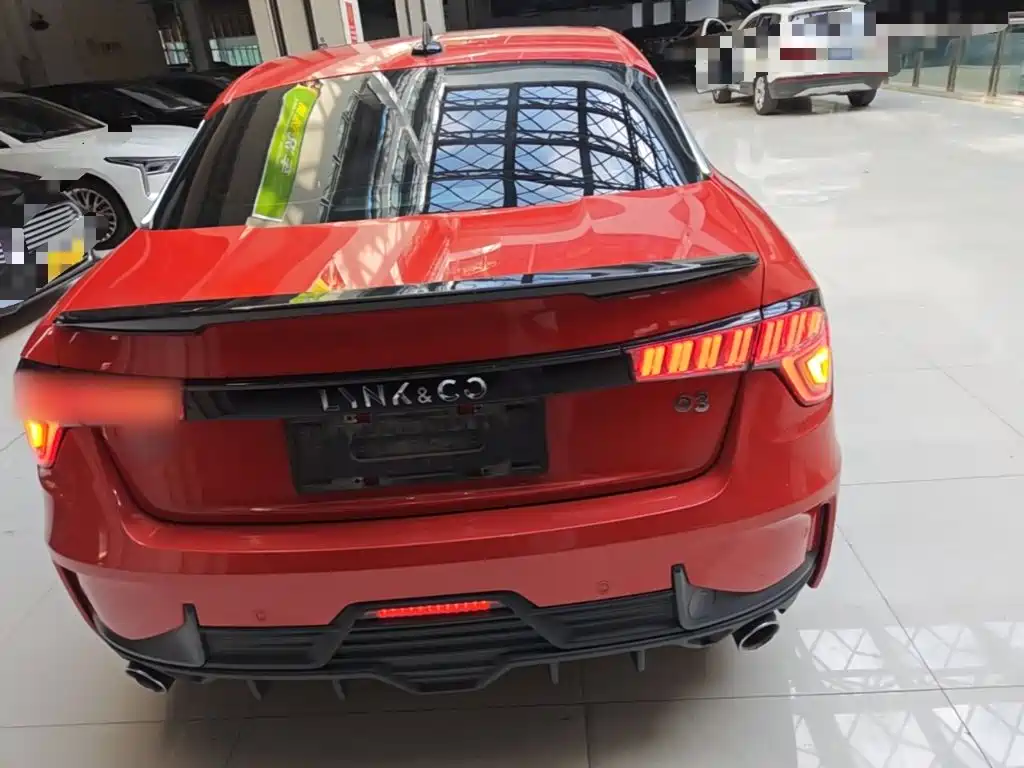 Lynk & Co 03 — миниатюра 6