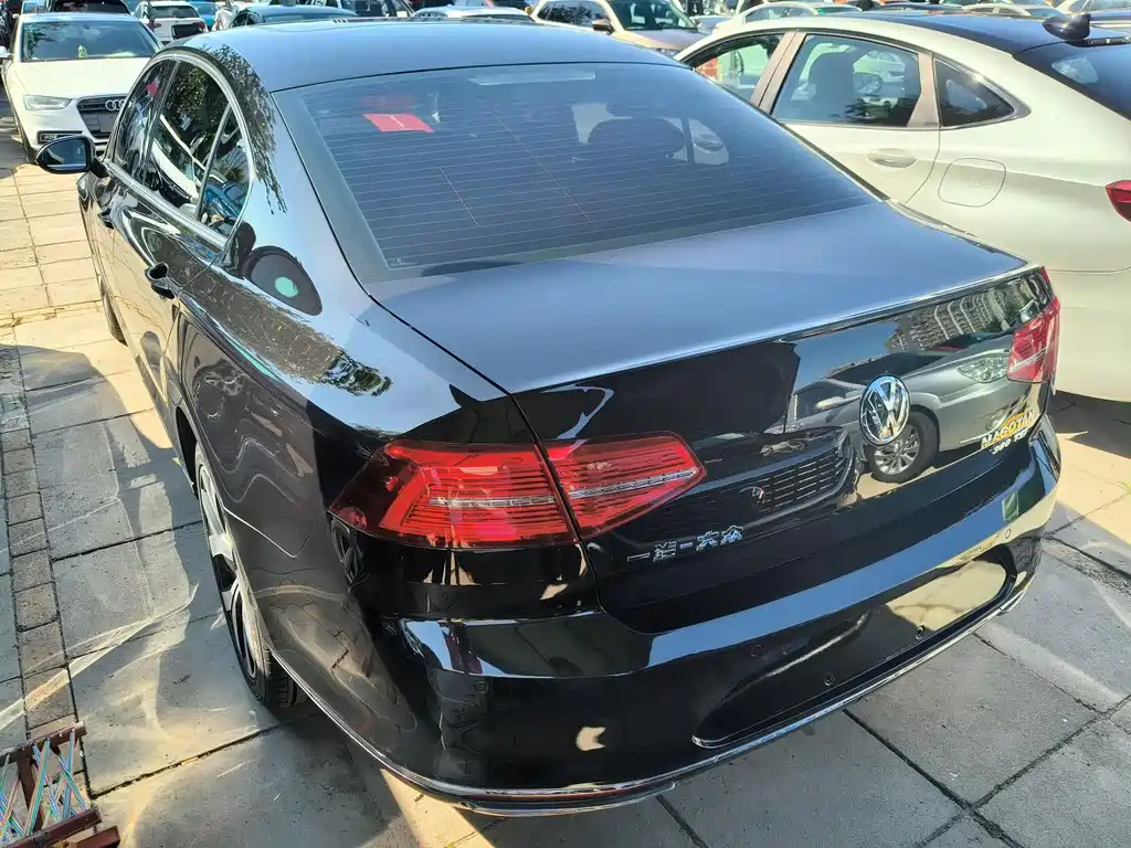 Volkswagen Magotan — миниатюра 4