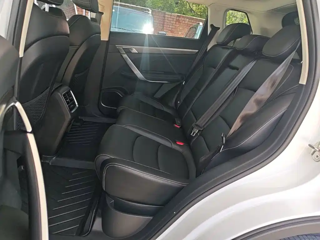 Geely Boyue — миниатюра 17