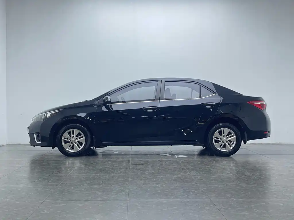 Toyota Corolla — миниатюра 8