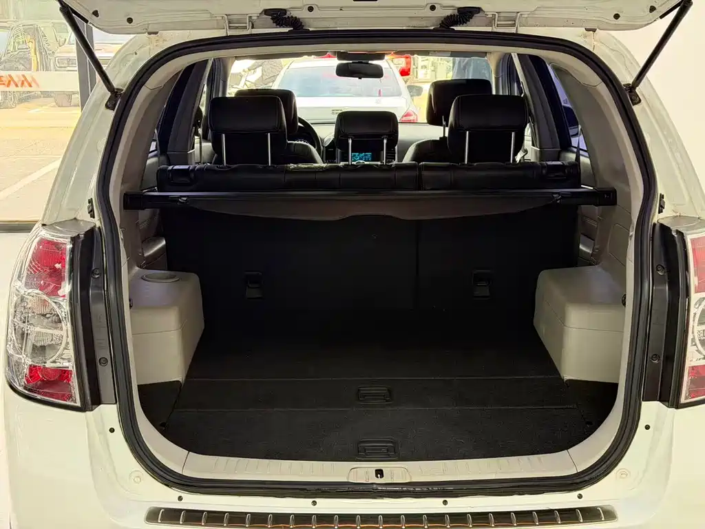 Chevrolet Captiva — миниатюра 18